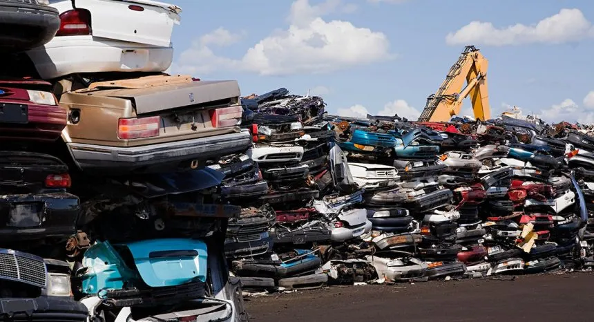 Should You Let Your Teen Inherit Your Old Car or Just Junk It? Letâ€™s Be Honest About It